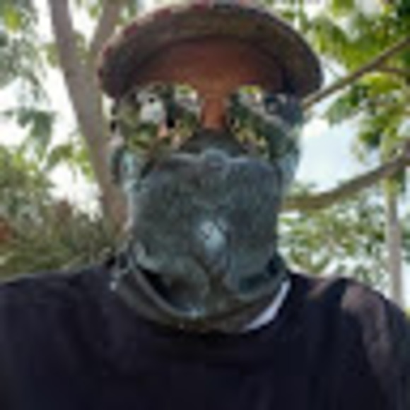 Meet your Posher, David - Picture 1 of 1